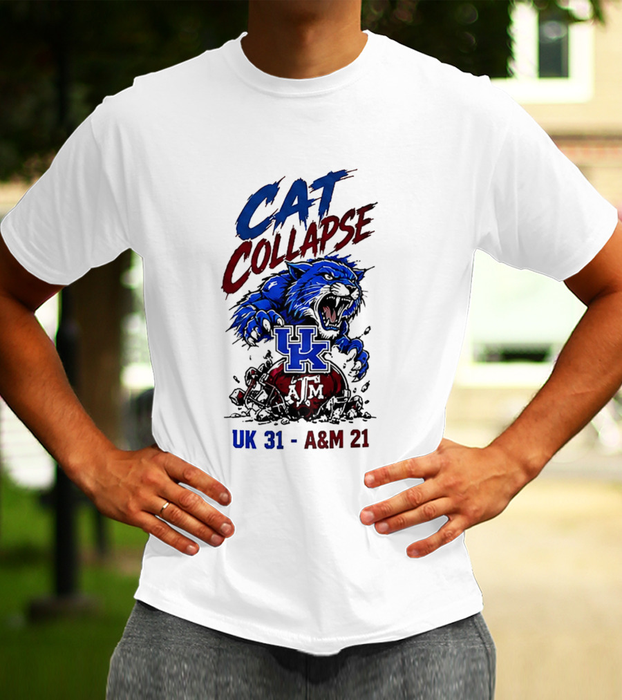 Cat Collapse UK Wildcats Crushing A&M Helmet UK 31 A&M 21 T-Shirt