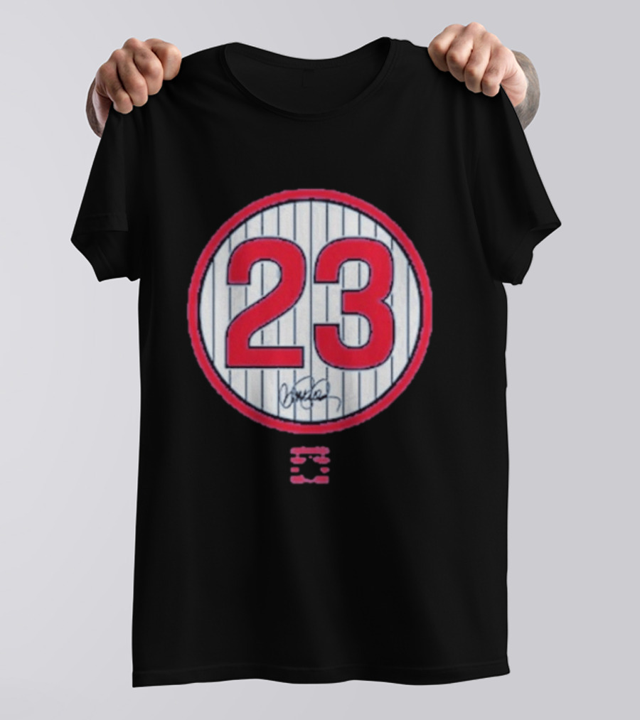 Ryne Sandberg 23 MLB Legend Signature T-Shirt
