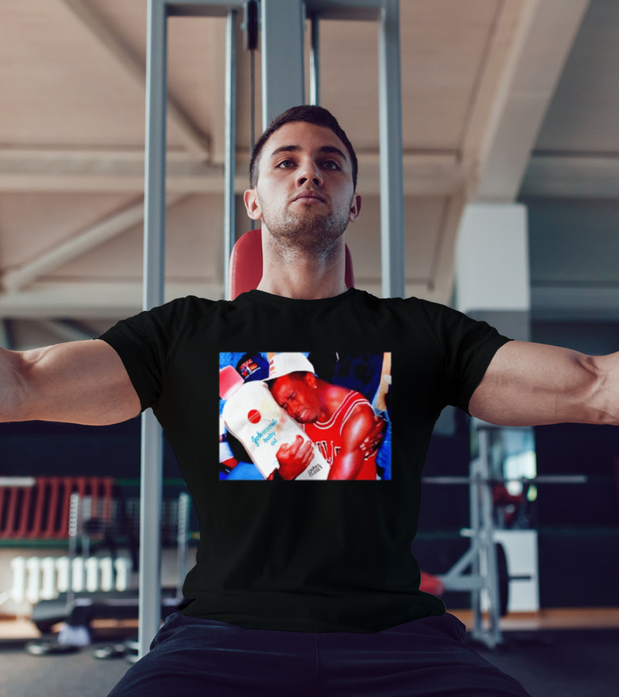 Sean Diddy Combs Johnson's Baby Oil Chicago Bulls Hugging Moment T-Shirt