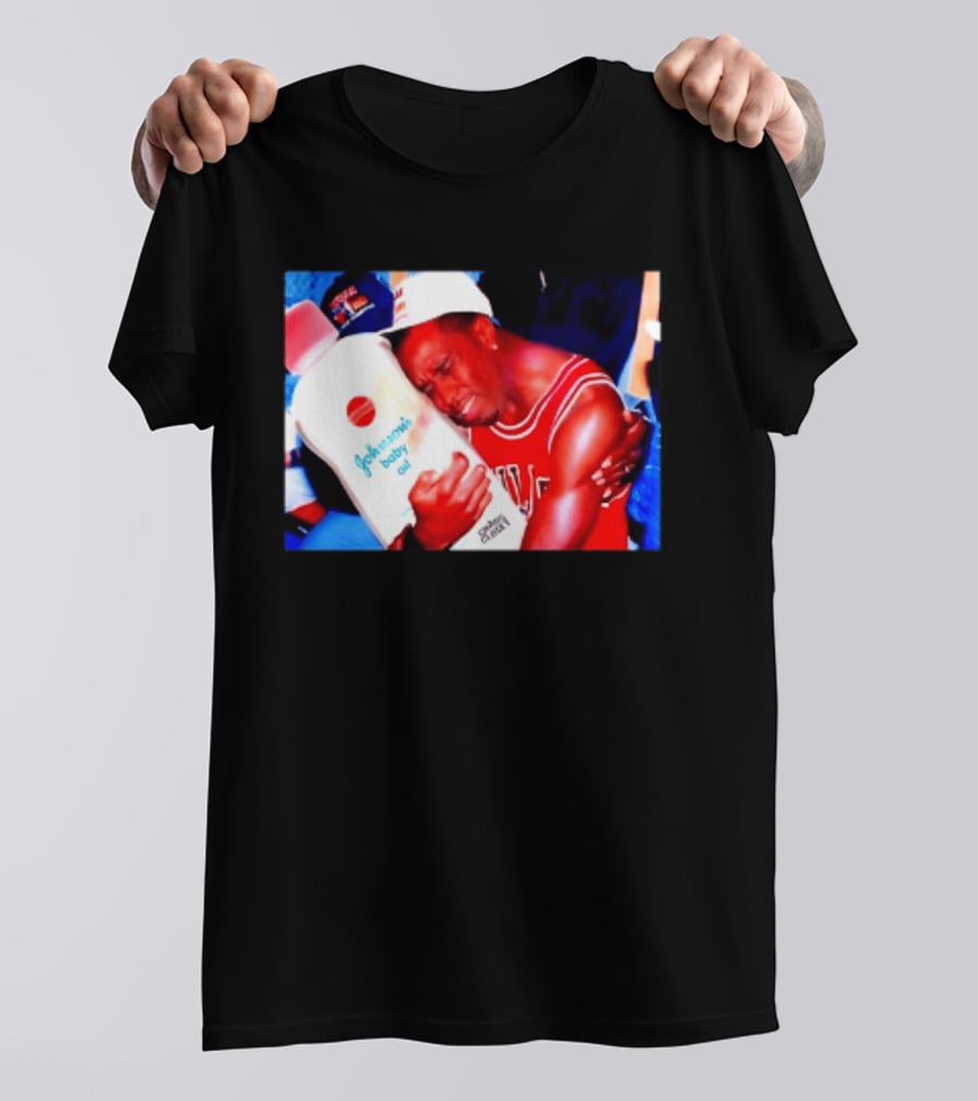 Sean Diddy Combs Johnson's Baby Oil Chicago Bulls Hugging Moment T-Shirt