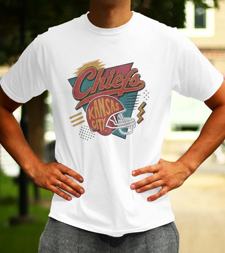 Kansas City Chiefs Game Day Retro Helmet T-Shirt