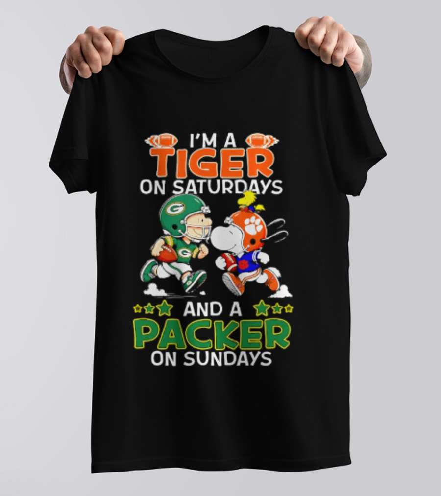 Clemson Tigers Fan On Saturdays Green Bay Packers Supporter On Sundays Football Peanuts T-Shirt