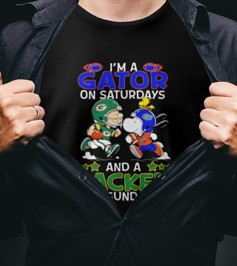 I'm A Gator On Saturdays And A Packer On Sundays Peanuts Football Charlie Brown Snoopy T-Shirt