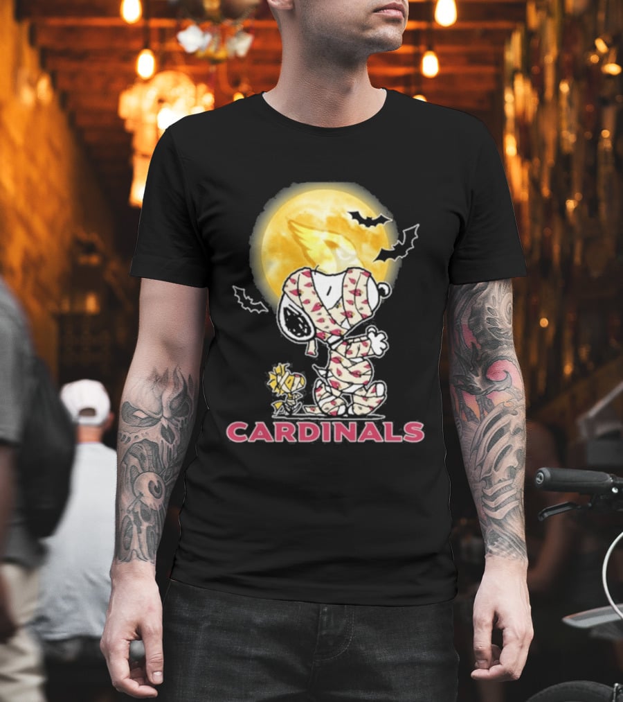 Arizona Cardinals Snoopy Woodstock Halloween Holiday 2026 Moon Bats T-Shirt