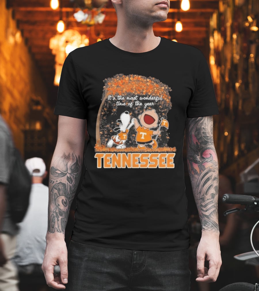 Tennessee Volunteers Snoopy Charlie Brown It's The Most Wonderful Time Of The Year T-Shirt