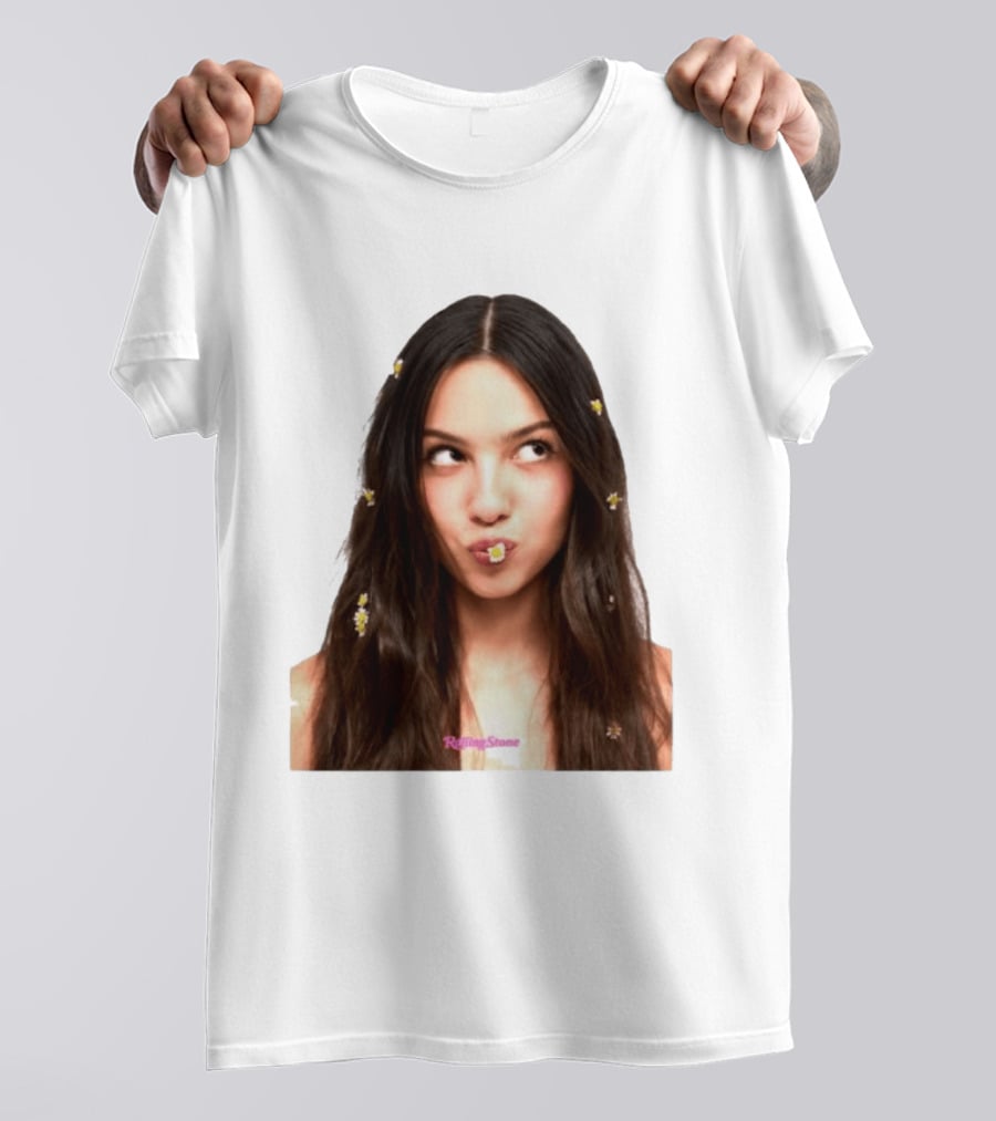 Olivia Rodrigo Rolling Stone Digital Exclusive Photo With Daisy Accents T-Shirt