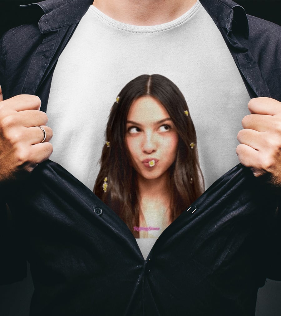 Olivia Rodrigo Rolling Stone Digital Exclusive Photo With Daisy Accents T-Shirt