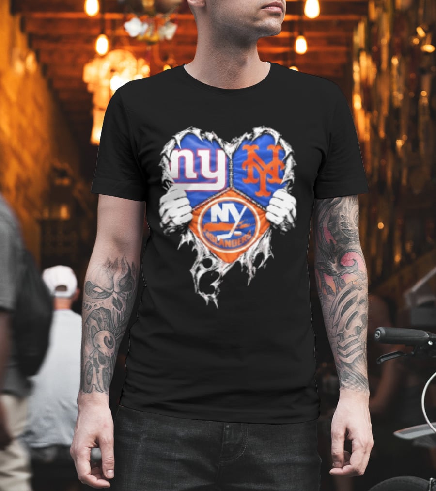 New York Giants Mets Islanders Heart Scratch T-Shirt