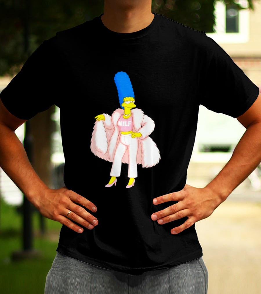 Marge Simpson Milf Pink Fur Coat The Simpsons Cartoon Iconic Character Fashion T-Shirt