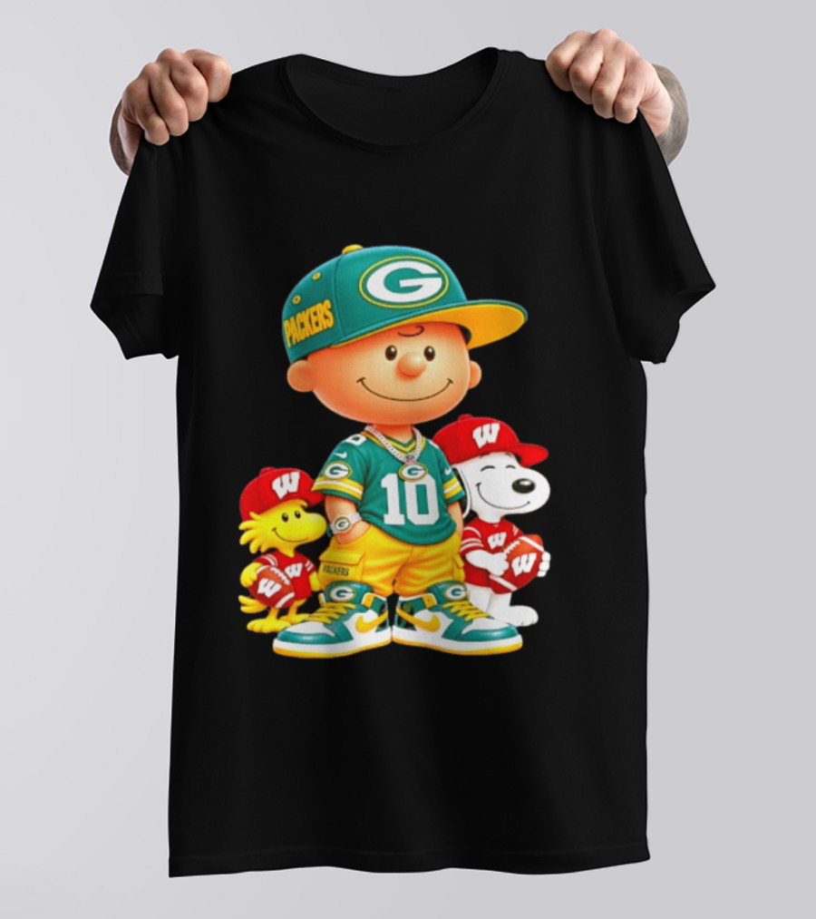 Charlie Brown Snoopy Woodstock Green Bay Packers Wisconsin Badgers Sports Fan Gear T-Shirt