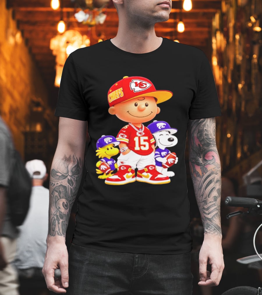 Charlie Brown Snoopy Woodstock Kansas City Chiefs 15 Football Peanuts Characters NFL Team Sports Gear T-Shirt