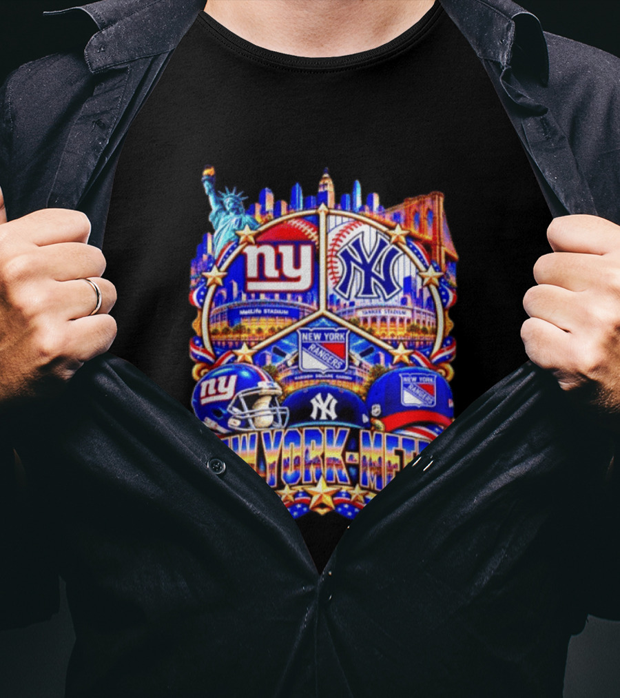 New York Metro Giants Yankees Rangers Skyline Stadium Statue Liberty T-Shirt