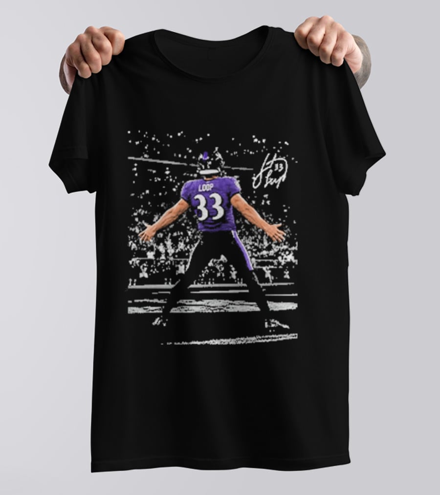 Tyler Loop 33 SIUUU Celebration Football Pose T-Shirt