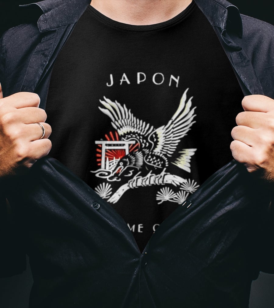 Japon Extrême Orient Flying Bird With Flowers T-Shirt