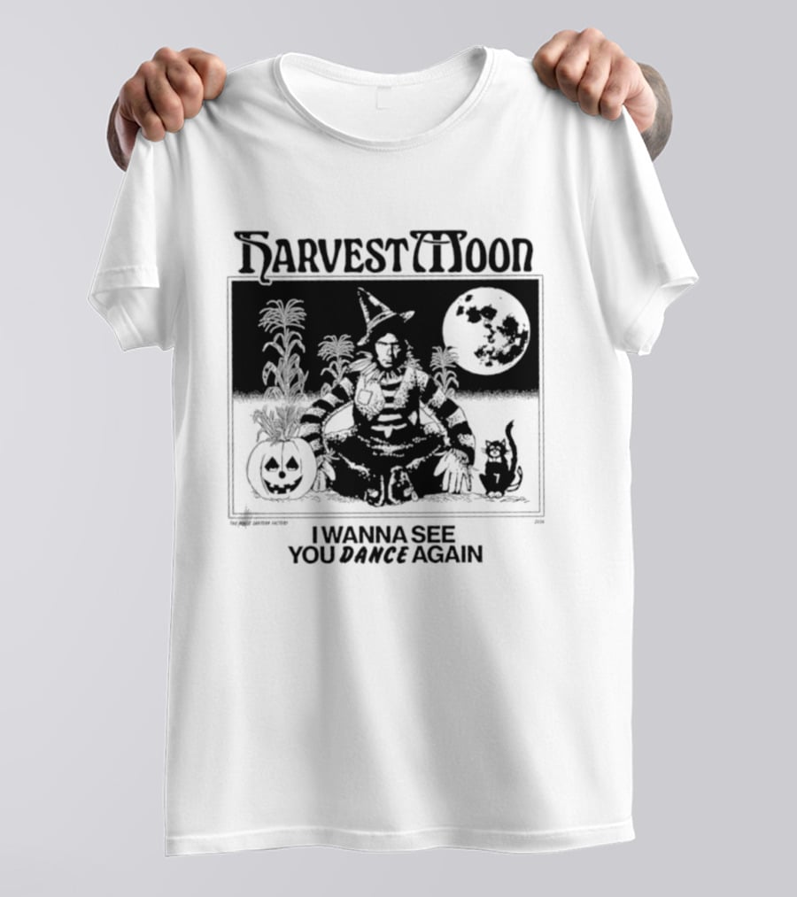 Harvest Moon I Wanna See You Dance Again Halloween Full Moon Pumpkin Cat Scene T-Shirt
