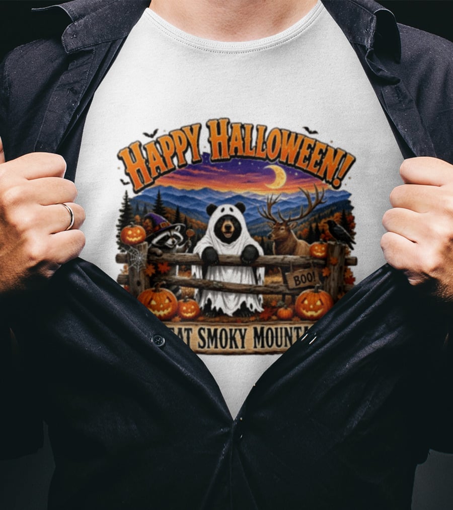 Happy Halloween Boo Great Smoky Mountains Bear Raccoon Deer T-Shirt