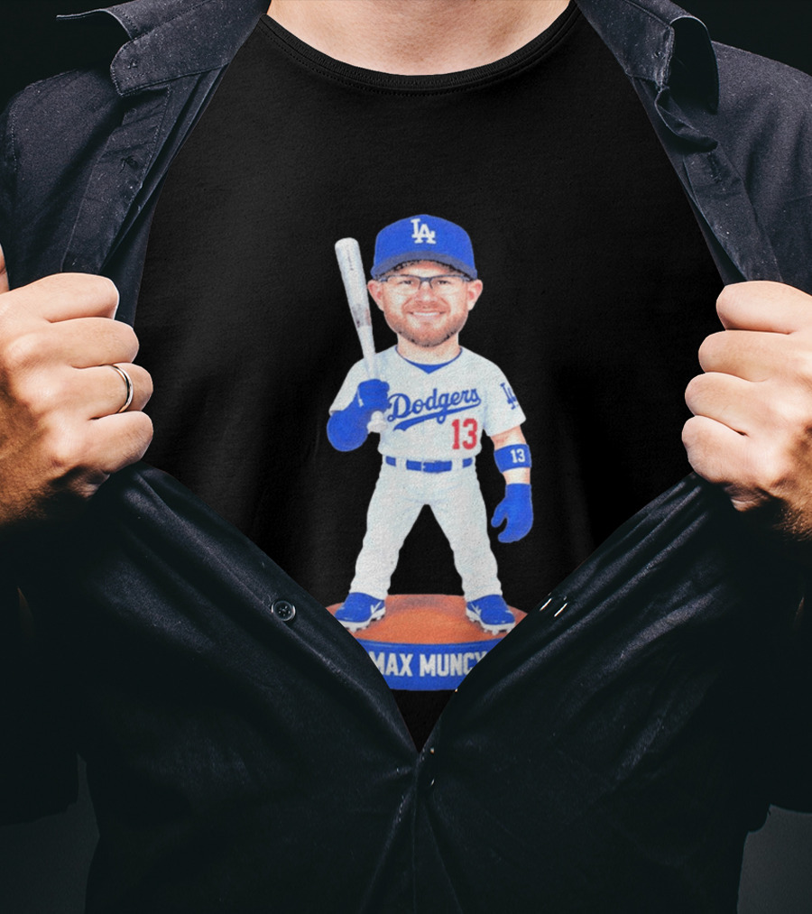 Los Angeles Dodgers Max Muncy 13 Bobblehead Statue T-Shirt