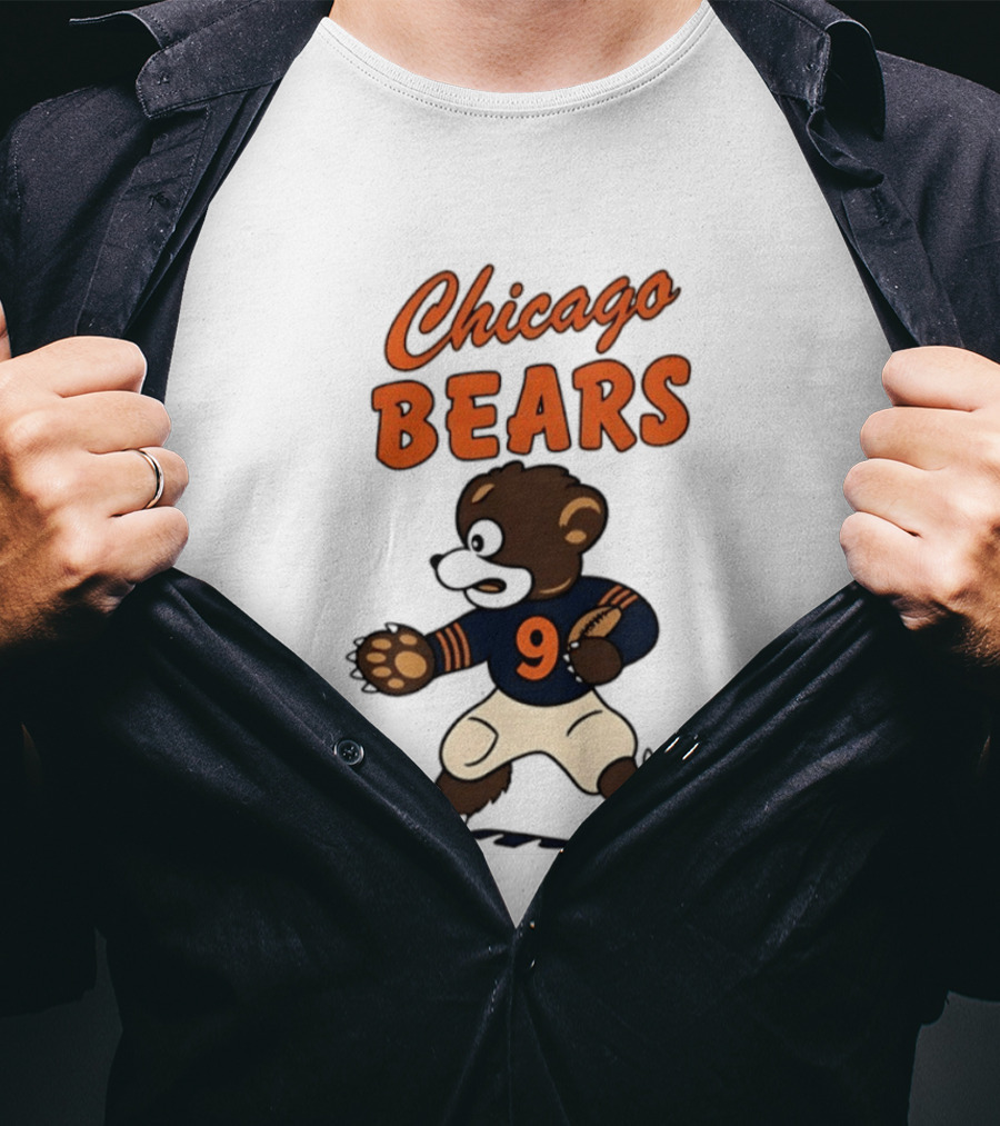 Chicago Bears Football Vintage Cartoon Bear Running Number 9 T-Shirt