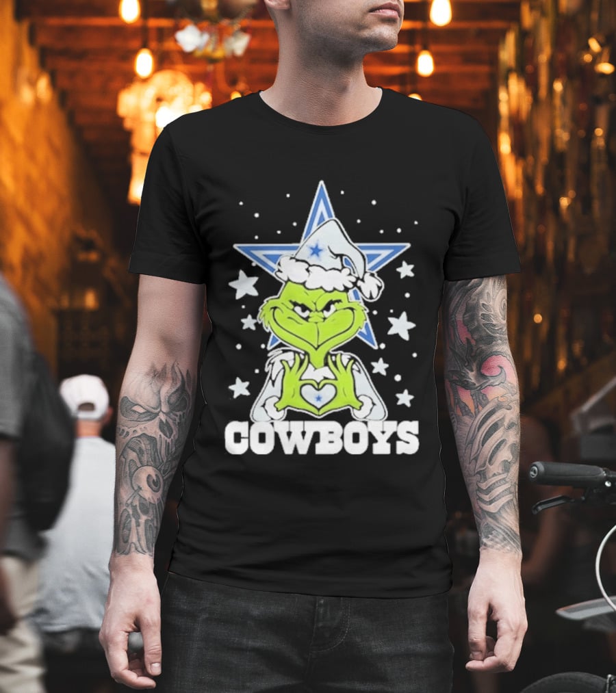 Dallas Cowboys Grinch Love Hands Christmas Star 2026 Football T-Shirt