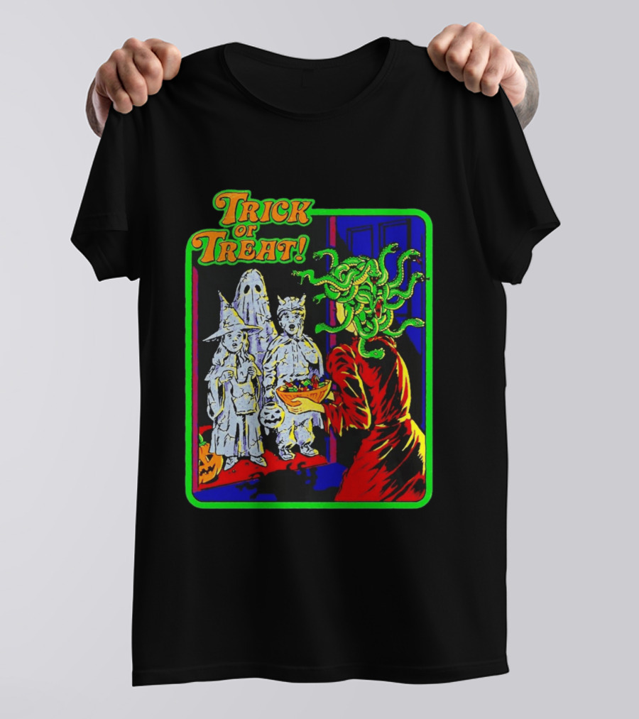 Trick Or Treat Medusa Halloween Retro Comic T-Shirt