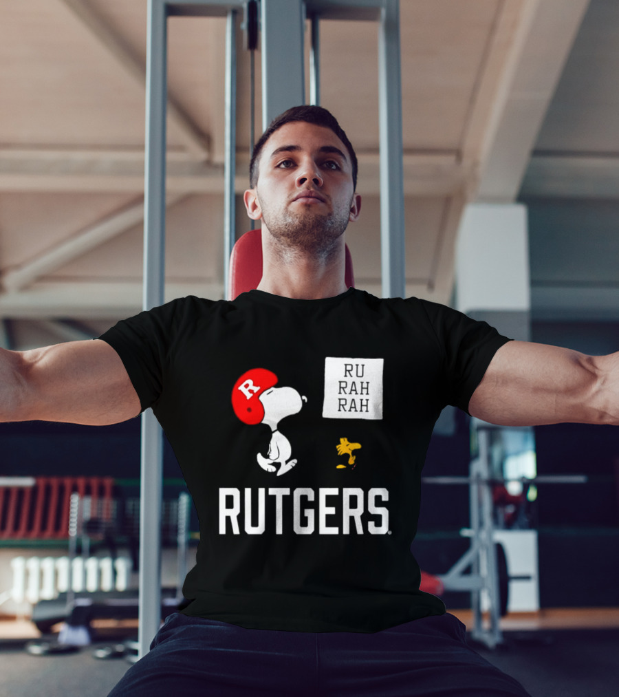 Snoopy Woodstock Rutgers Scarlet Knights Football Helmet R T-Shirt