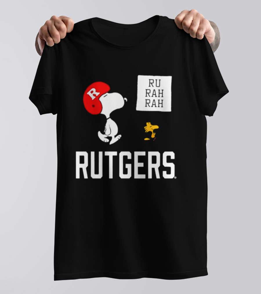 Snoopy Woodstock Rutgers Scarlet Knights Football Helmet R T-Shirt