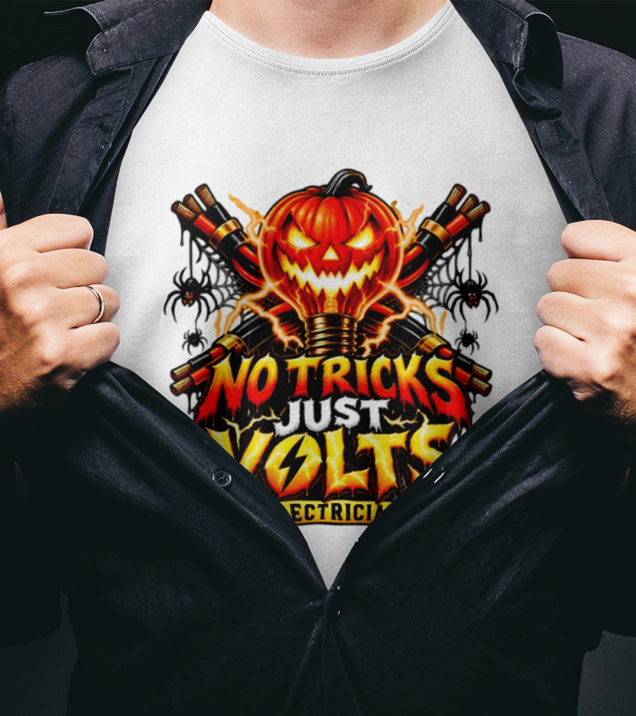 No Tricks Just Volts Electrician Pumpkin Halloween T-Shirt