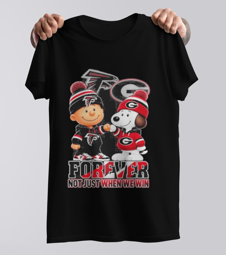 Atlanta Falcons Charlie Brown Georgia Bulldogs Snoopy Fist Bump Forever Not Just When We Win T-Shirt