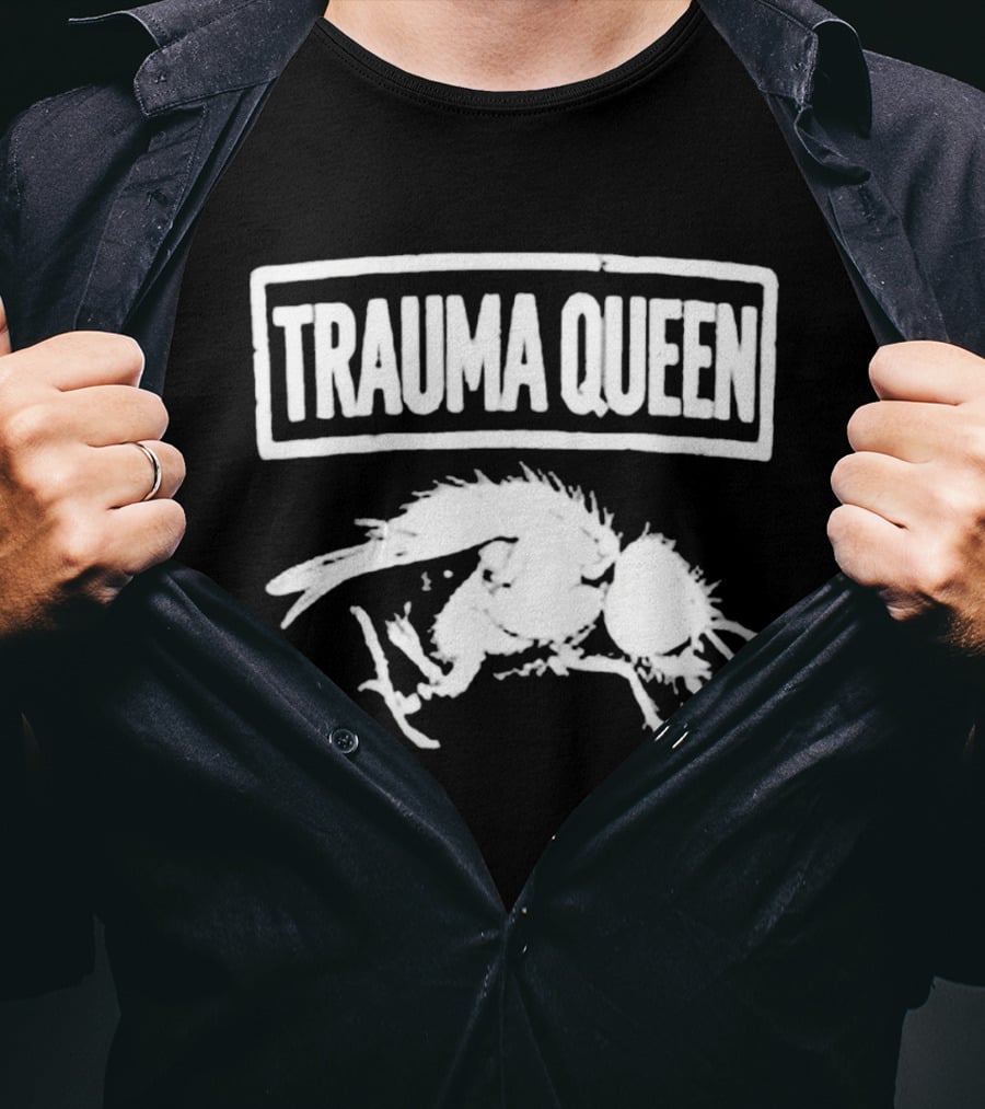 TRAUMA QUEEN Insect Sketch T-Shirt