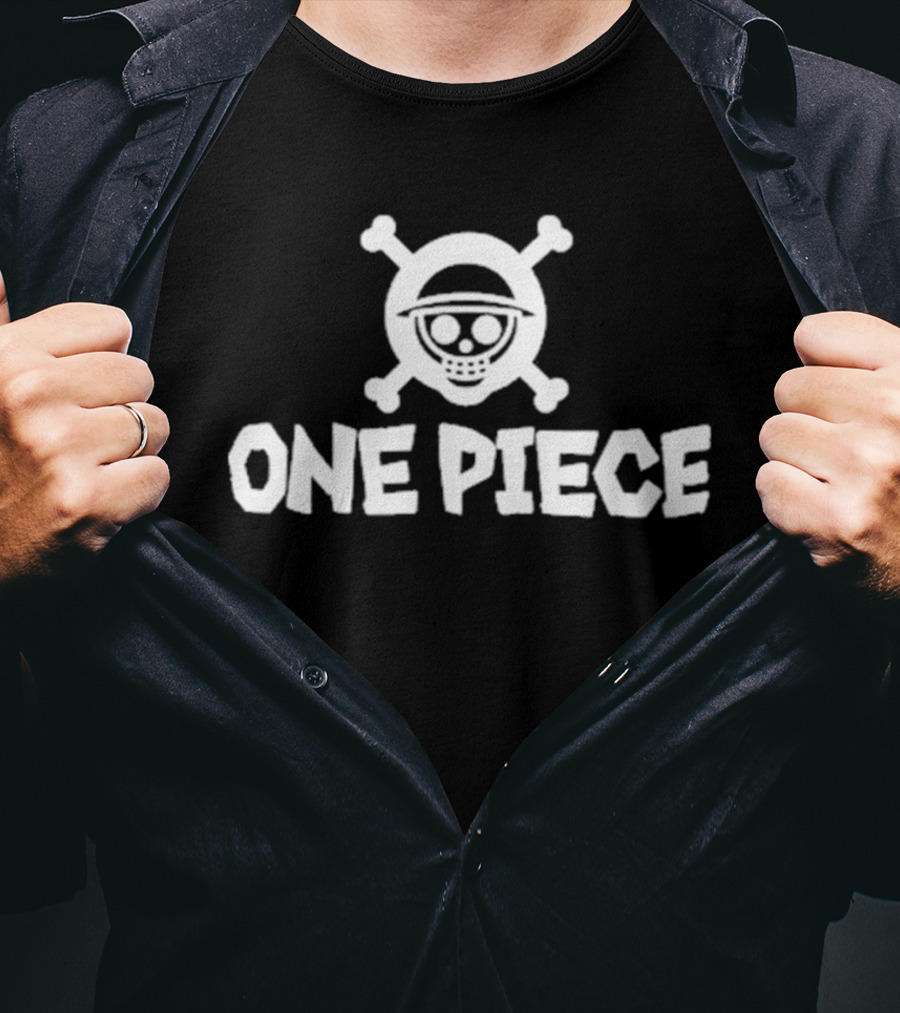 One Piece Jolly Roger Skull Icon With Straw Hat T-Shirt