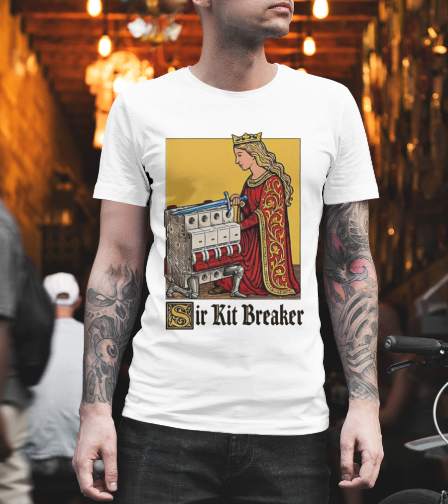 Sir Kit Breaker Queen Of Swords Knight Tarot Crown T-Shirt