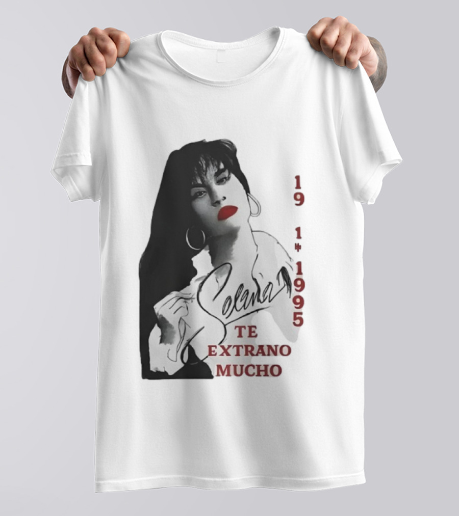 Selena Quintanilla 1971 1995 Te Extraño Mucho Black And White Elegance T-Shirt