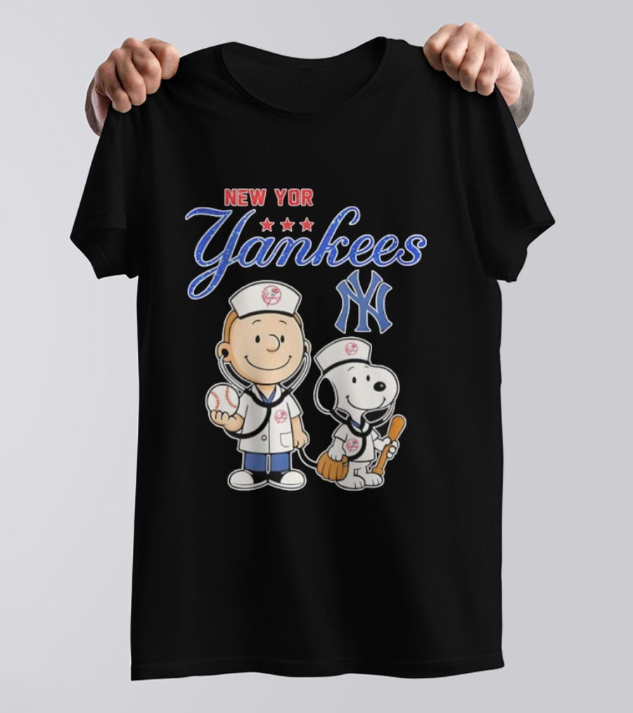 New York Yankees Charlie Brown Snoopy Nurse Peanuts T-Shirt