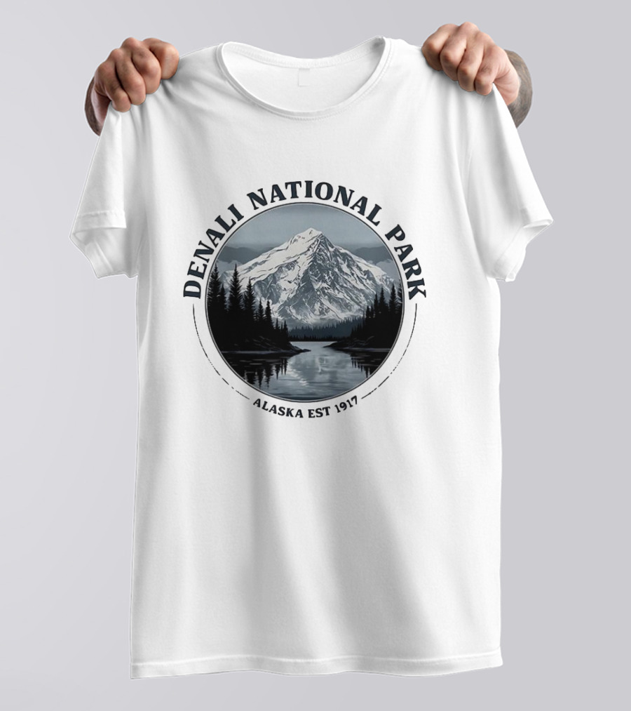 Denali National Park Alaska Est 1917 Majestic Mountain Landscape T-Shirt