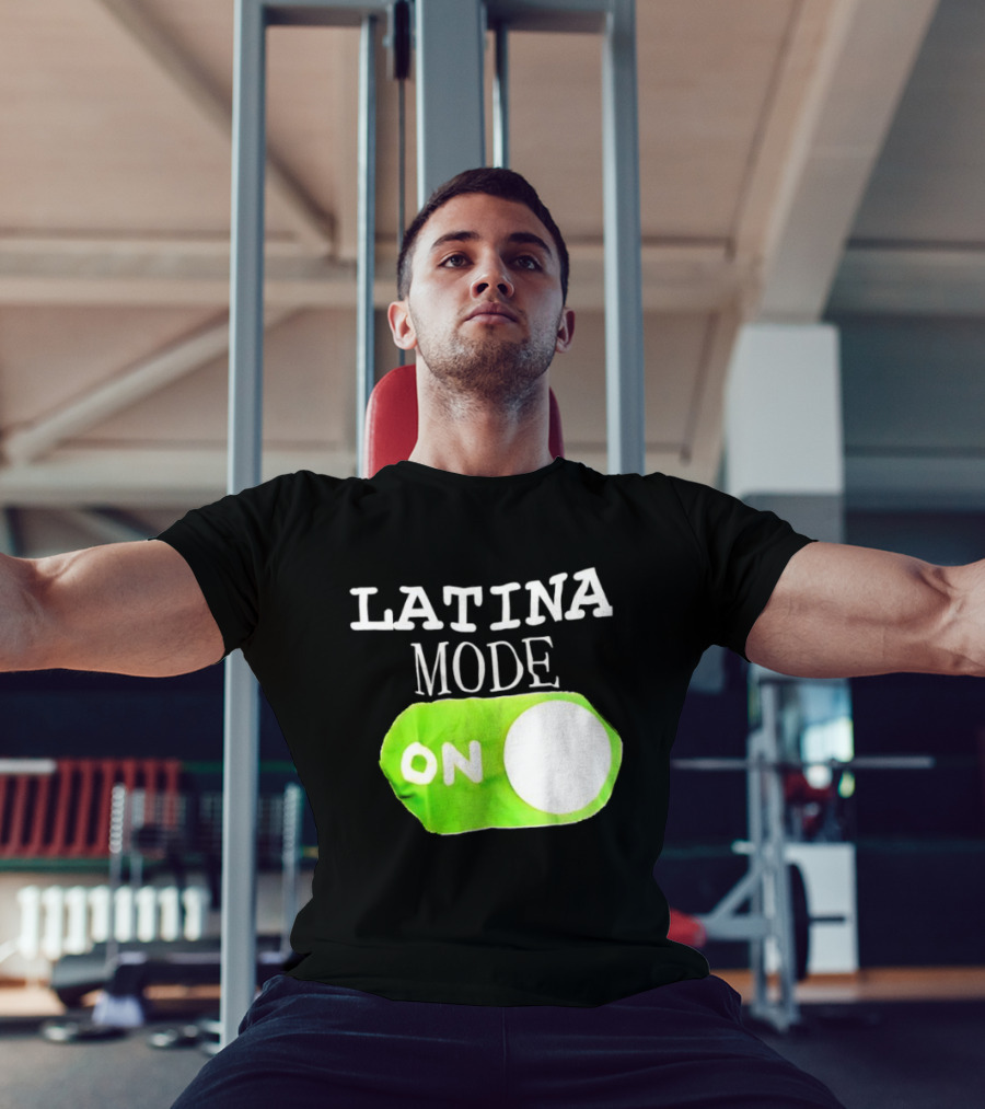Latina Mode On Switch Green Circle T-Shirt