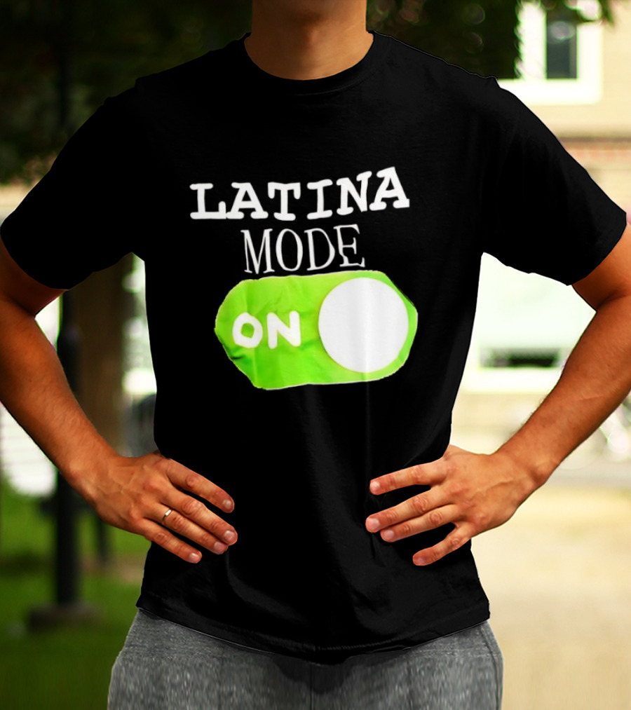 Latina Mode On Switch Green Circle T-Shirt