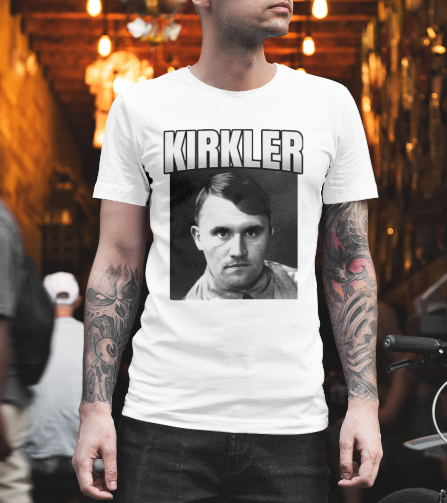 Kirkler Charlie Kirk Face タイトル T-Shirt