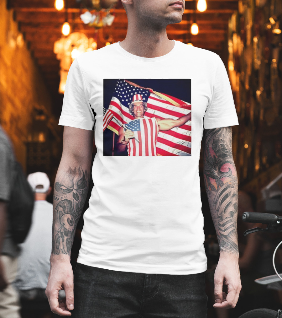 Arnold Schwarzenegger 1983 US Citizenship American Flag Celebration T-Shirt