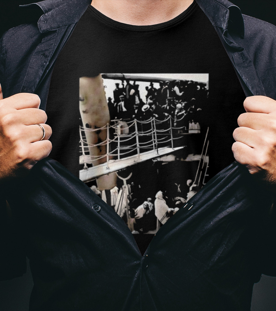 The Steerage Alfred Stieglitz Iconic Photographic Image Steamship Passengers 20th Century T-Shirt