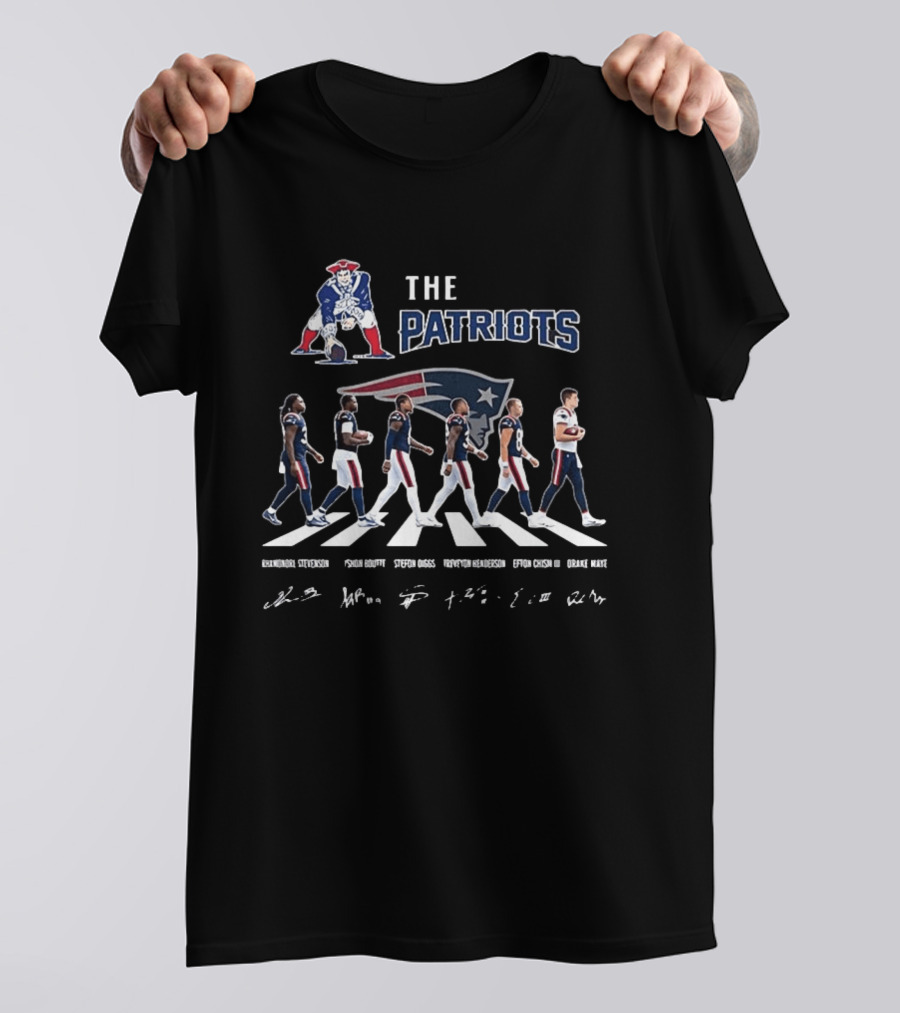 New England Patriots Abbey Road NFL Player Signatures T-Shirt
