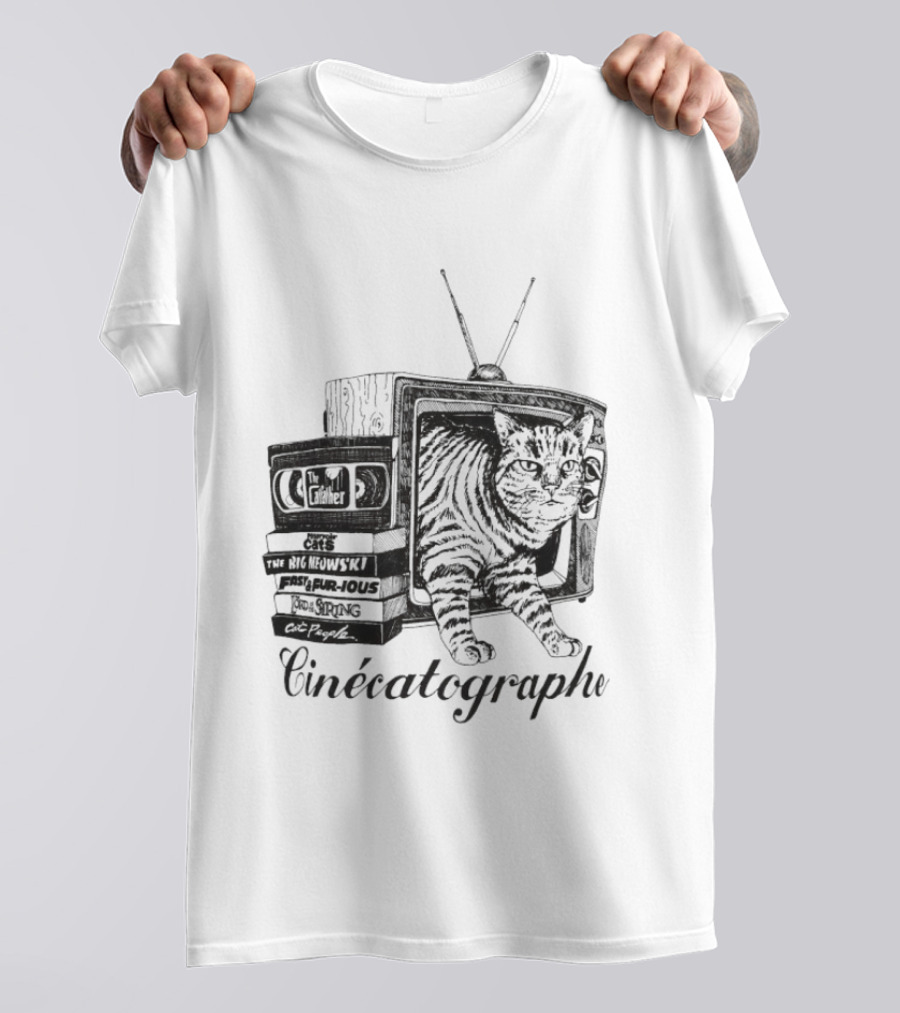 Cinécatographe Cat TV With Retro Television And Books T-Shirt