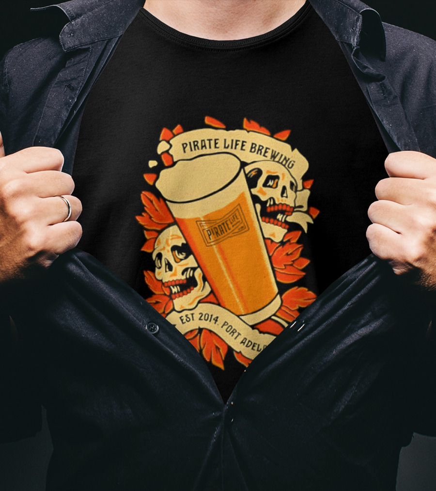 Pirate Life Brewing Est 2014 Port Adelaide Pint Skulls T-Shirt