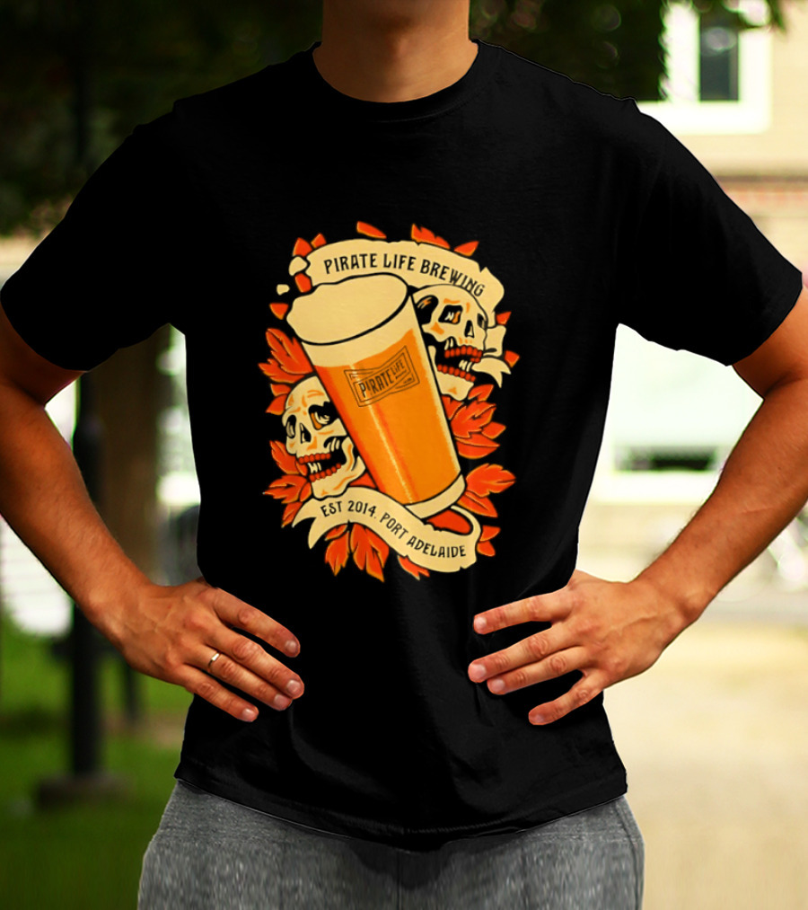 Pirate Life Brewing Est 2014 Port Adelaide Pint Skulls T-Shirt