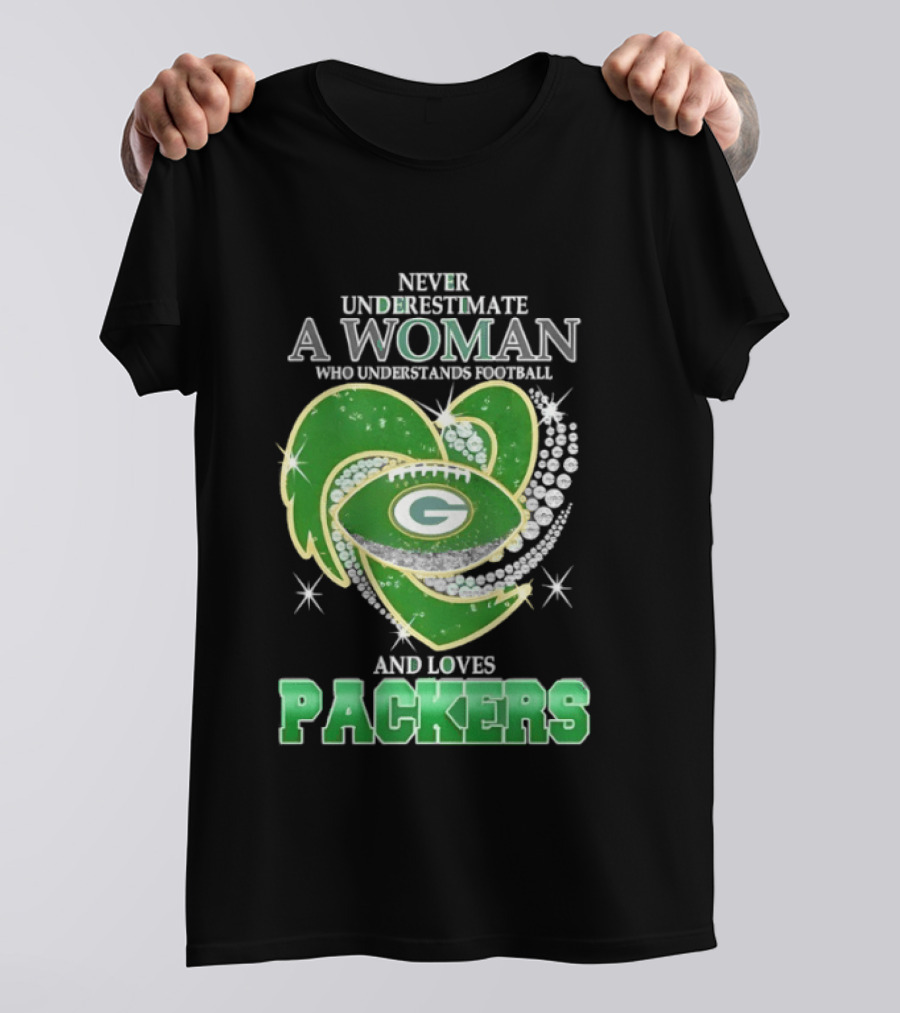 Never Underestimate A Woman Who Understands Football And Loves Packers T-Shirt