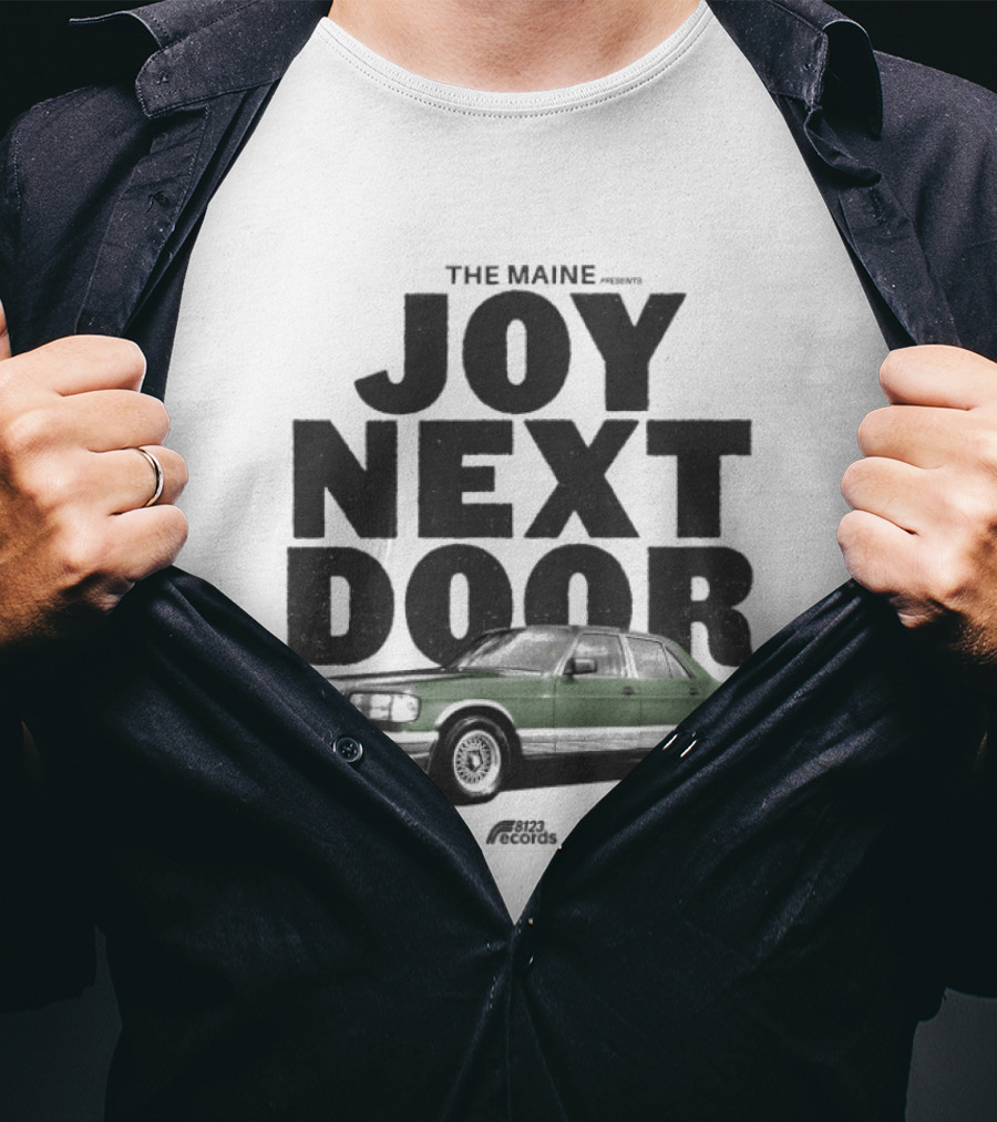 The Maine Joy Next Door Retro Car T-Shirt