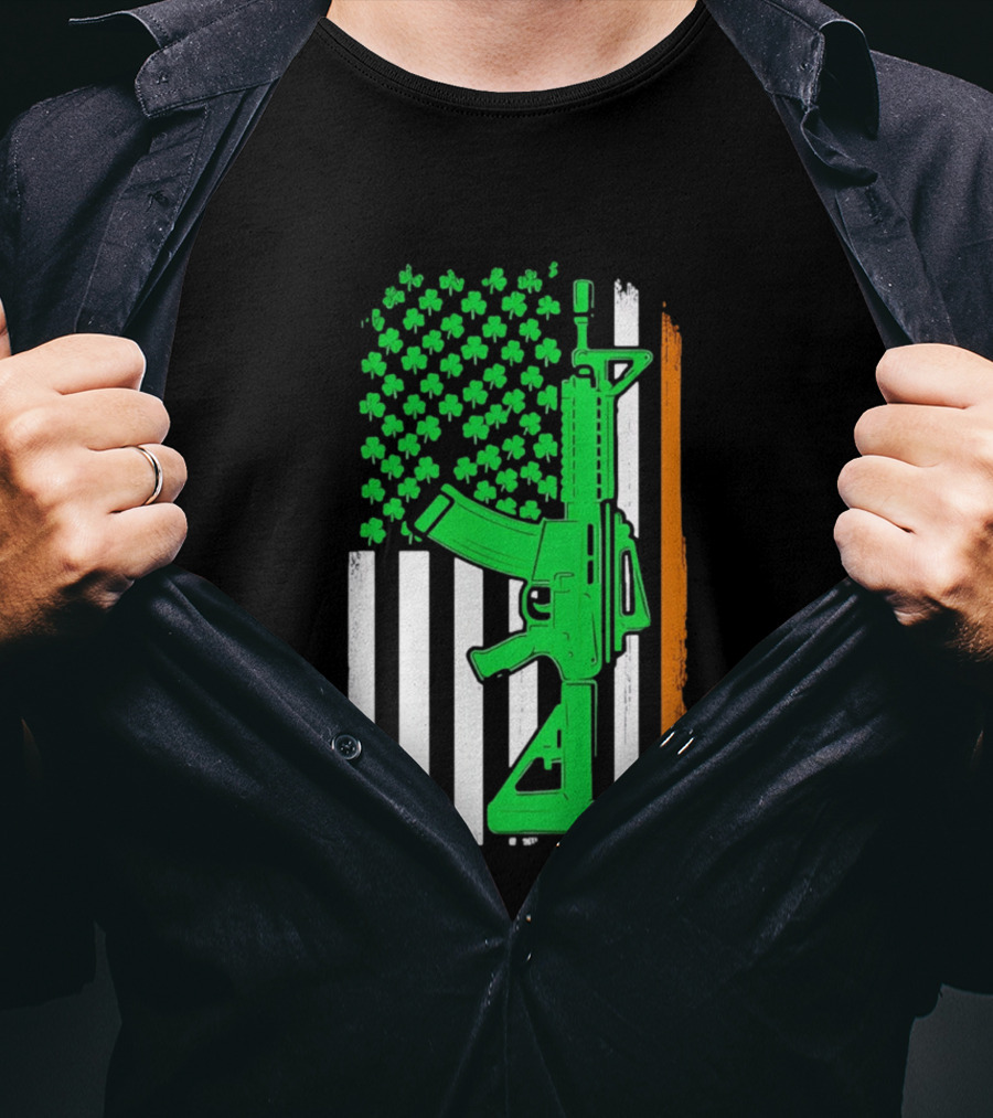 AR15 Shamrock American Irish Flag St Patrick's Day T-Shirt