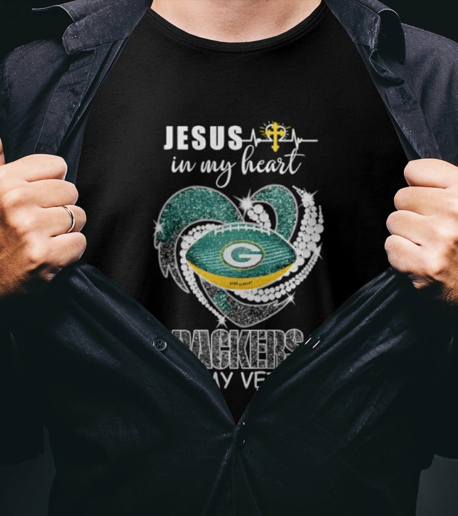 Jesus In My Heart Green Bay Packers In My Veins Diamond Heart Shape T-Shirt