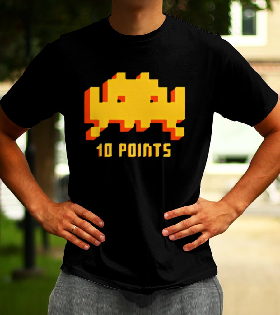 Roy IT Crowd Space Invader 10 Points Game Reference T-Shirt