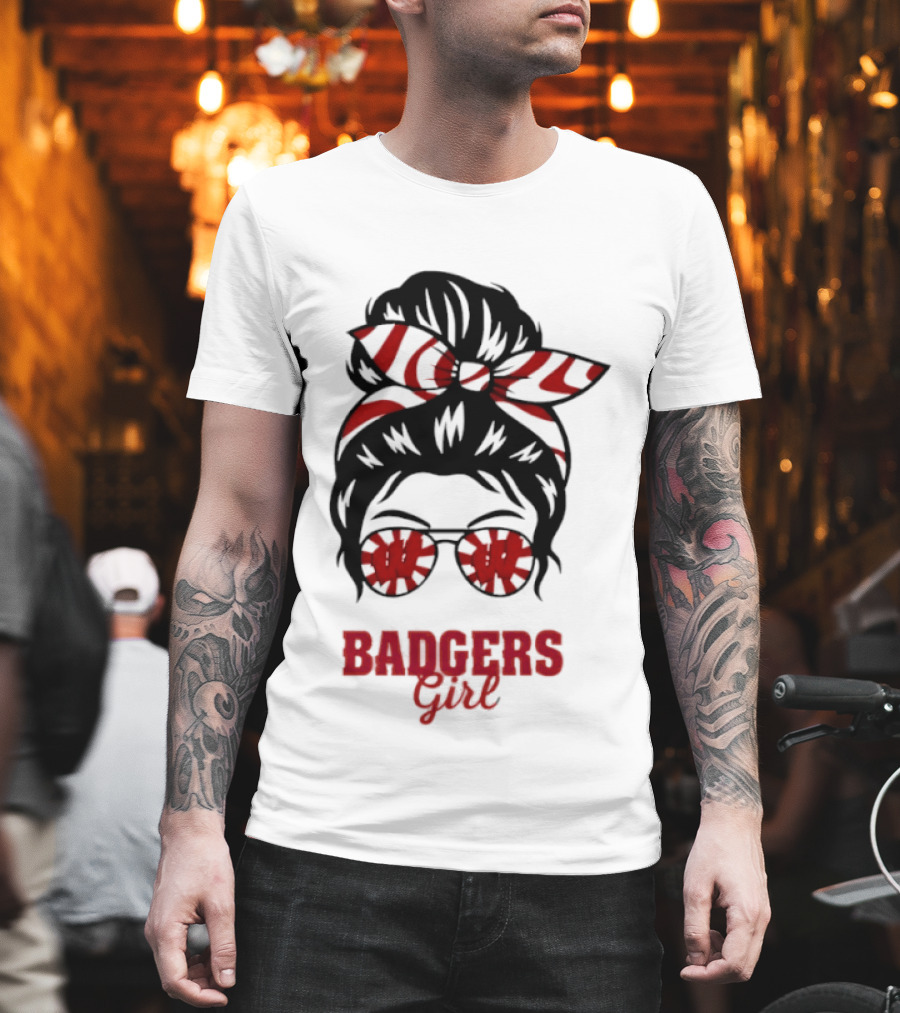 Wisconsin Badgers Girl Messy Bun Glasses Bow T-Shirt