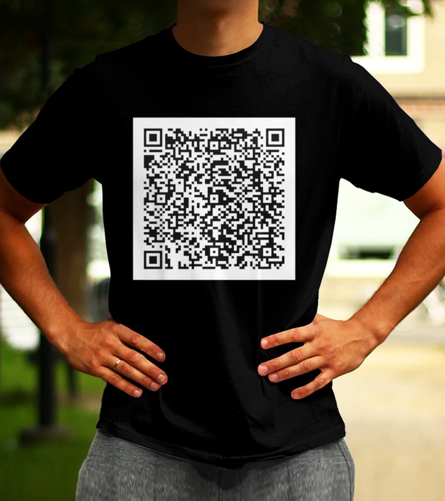 Early Life Crisis Nettspend QR Code T-Shirt